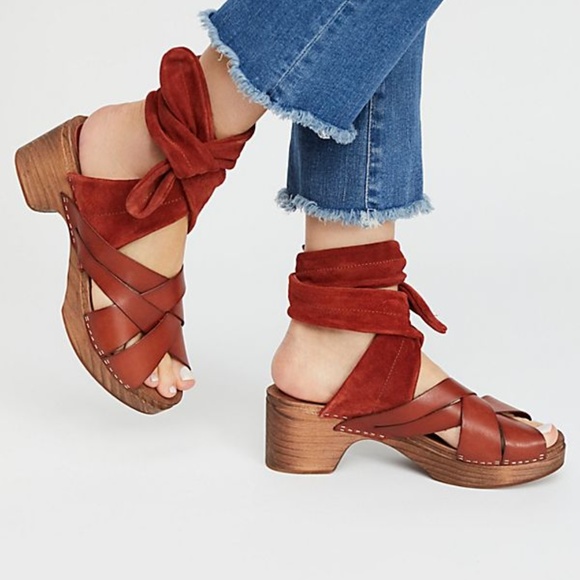 NIB Free People Emmy Clog - Picture 2 of 7